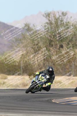 media/Nov-02-2025-CVMA (Sun) [[337aff29ab]]/Race 11-Amateur Supersport Open/